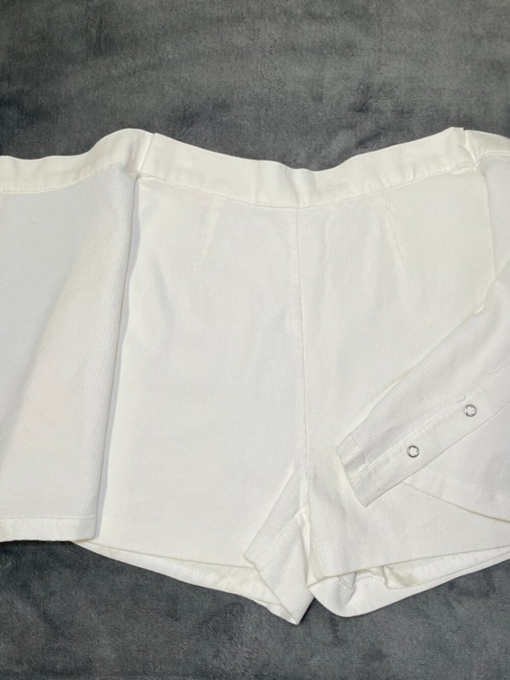 CACHE Vintage 1980s white skirt-front skort, size 4 - Picture 6 of 10
